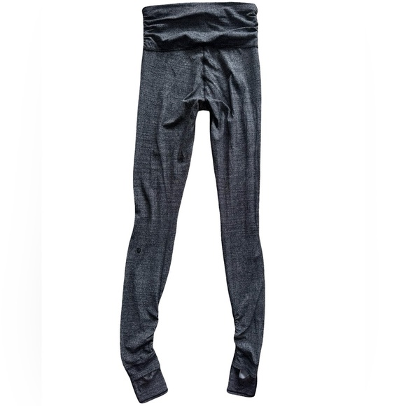 RARE Lululemon Still In Mind Tight 28” Interlink Ice Gray Black (Stirrup Design) - Picture 10 of 12